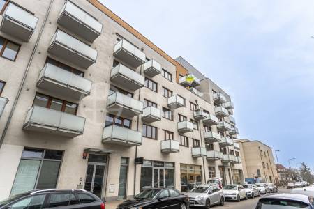 Prodej bytu 3+kk s balkonem, OV, 116m2, ul. Hanusova 1537/1b, Praha 4 - Michle