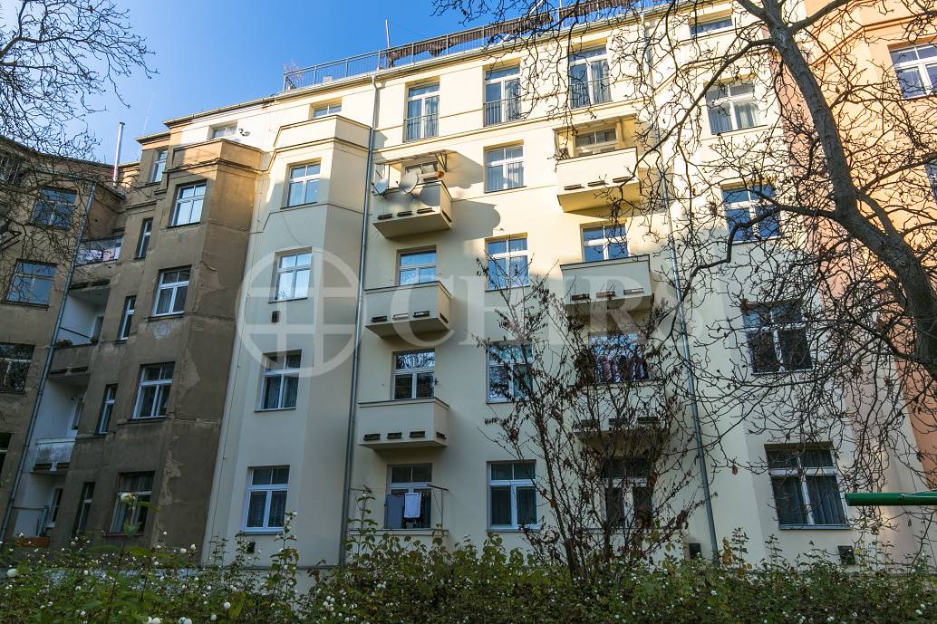 Prodej bytu 3+kk s balkonem, OV, 92m2, ul. Rooseveltova 39/575, Praha 6 - Bubeneč