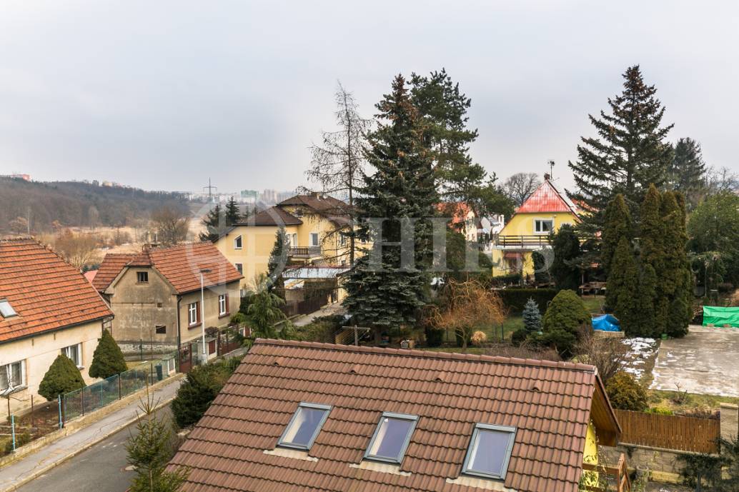 Prodej RD 6+kk se zahradou, 250 m2, ul. Jakubovská 766/278, Praha 9 - Hostavice