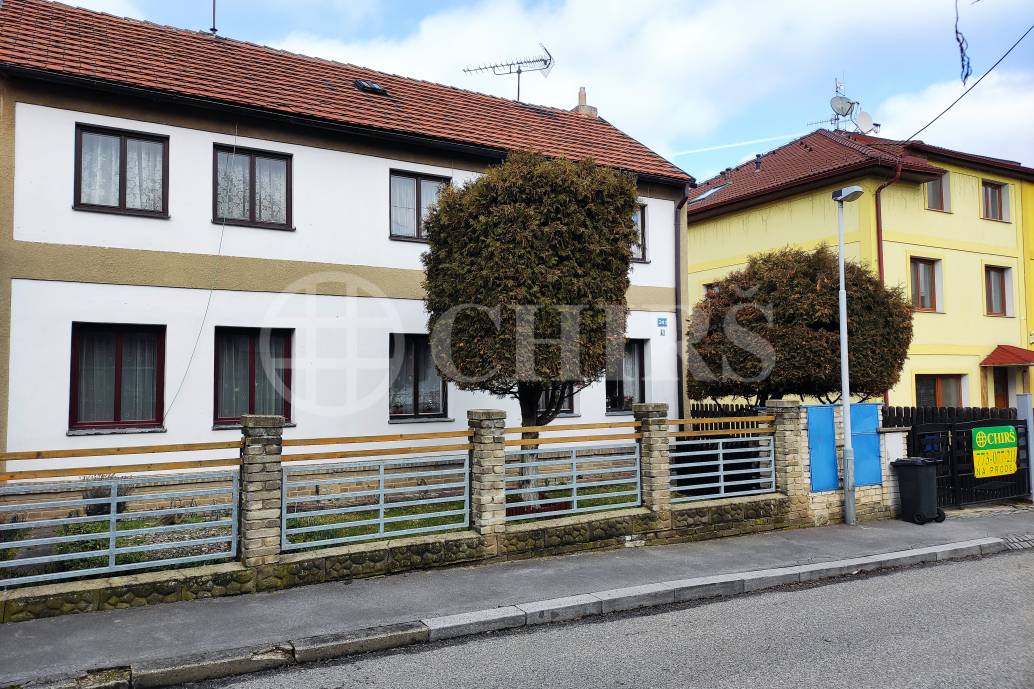 Prodej dvougeneračního rodinného domu, 160 m2, ul. Švecova 341/5, Chodov, Praha 4.