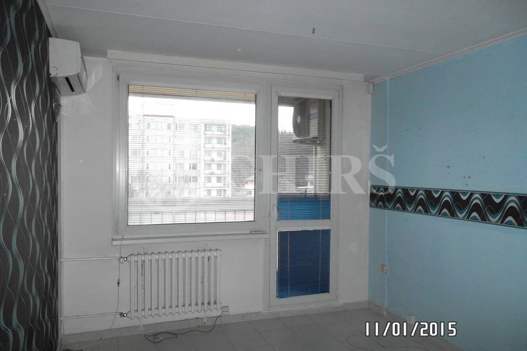 Prodej bytu 2+kk/L,OV, 48m2, ul. Krupná 2171, P-4  Komořany