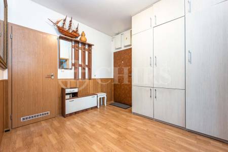 Prodej bytu 3+kk s balkonem, OV, 74m2, ul. U Kamýku 1001/6, Praha 4 - Kamýk