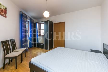 Pronájem dvou bytů 2+kk s lodžií a garážovým stáním v jednom domě, OV, 64m2, ul. Heinemannova 2698/11, Praha 6 - Dejvice