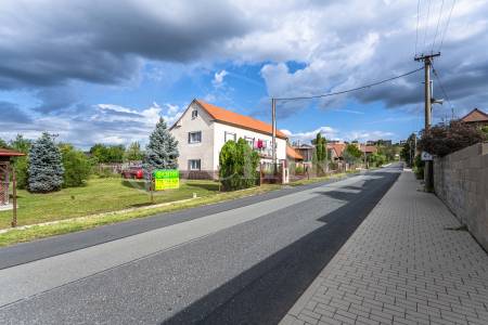 Prodej stavebního pozemku, 802 m2, obec Konárovice, okres Kolín