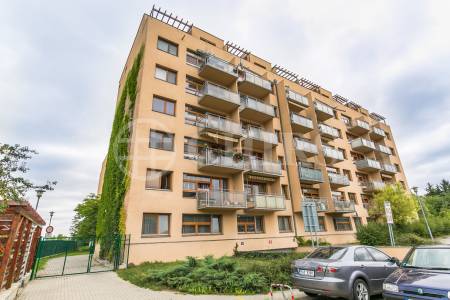 Prodej bytu 2+kk/T/GS, OV, 72m2, ul. Štěpařská 1131/14, Praha 5 - Barrandov