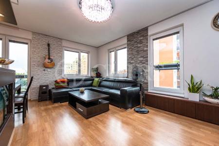 Prodej bytu 3+kk s balkonem, OV, 74m2, ul. U Kamýku 1001/6, Praha 4 - Kamýk