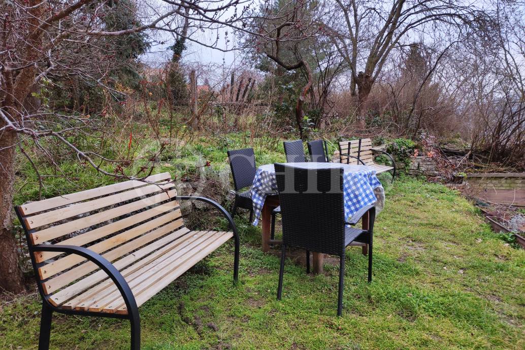 Pronájem nebytové jednotky 1+1, OV, 48 m2, Na lysině 492/2, P-4, Podolí.