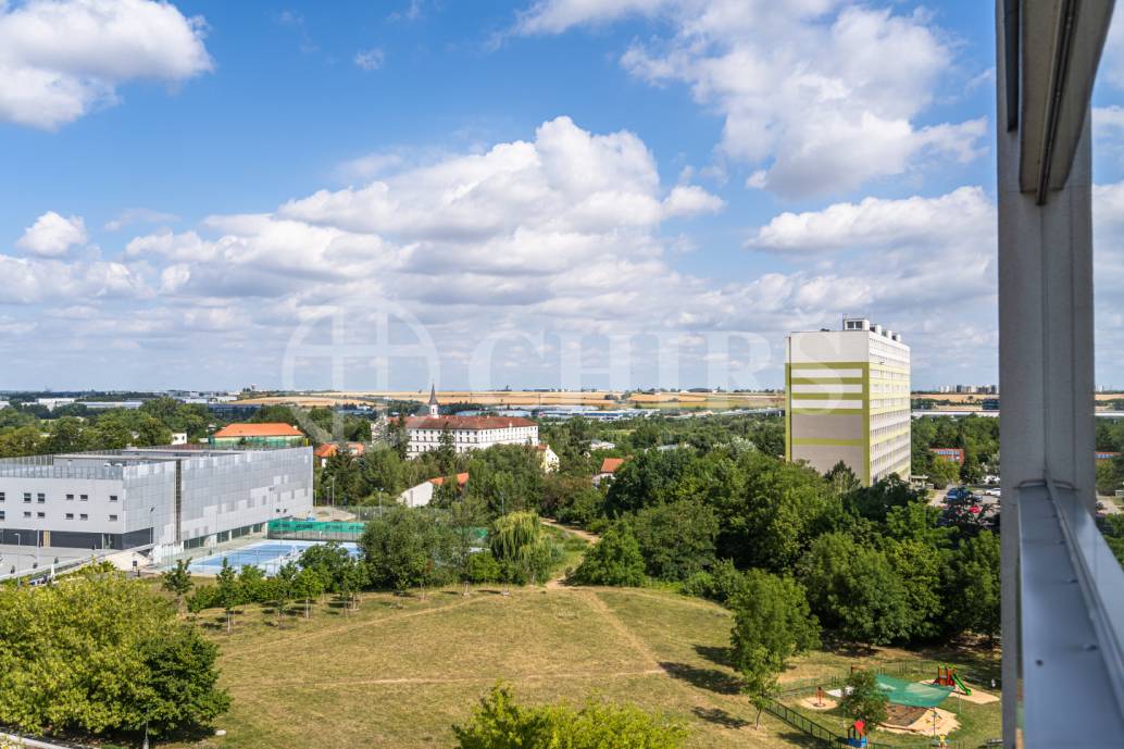 Pronájem bytu 1+1 s lodžií, OV, 52,7 m2, ul. Na Chobotě 1344/4, Praha 6 - Řepy 