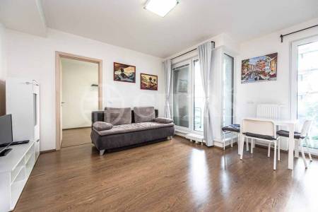 Pronájem bytu 2+kk s balkonem, OV, 43m2, ul. Petržílkova 2835/3, Praha 5 - Stodůlky