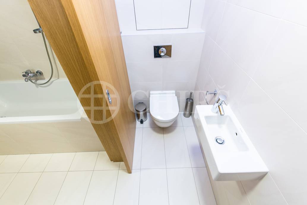Prodej bytu 3+kk/L, OV, 103m2, ul. Ke Kapslovně 2855/5, Praha 3 - Žižkov