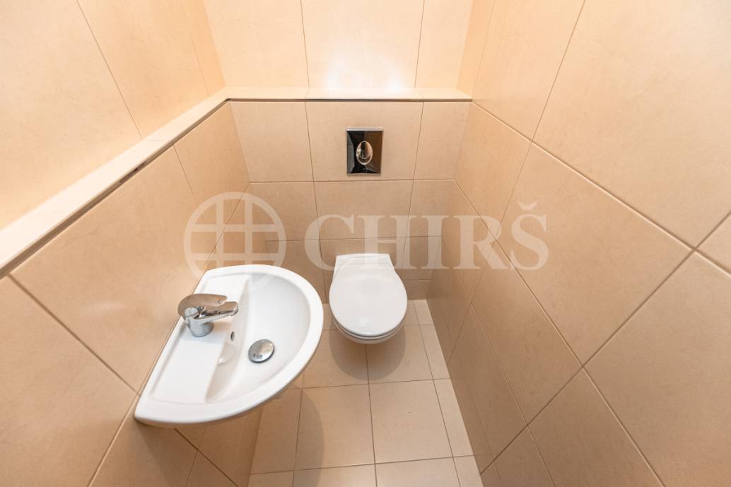 Prodej bytu 3+kk s balkonem, OV, 116m2, ul. Hanusova 1537/1b, Praha 4 - Michle