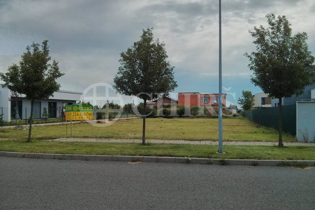 Prodej pozemku, OV, 997m2, ul. Návětrná 149/26, Zbuzany, Praha-západ