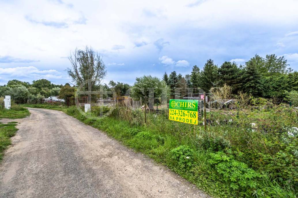 Prodej pozemku, OV, 1729m2, obec Hoštice u Vodochod