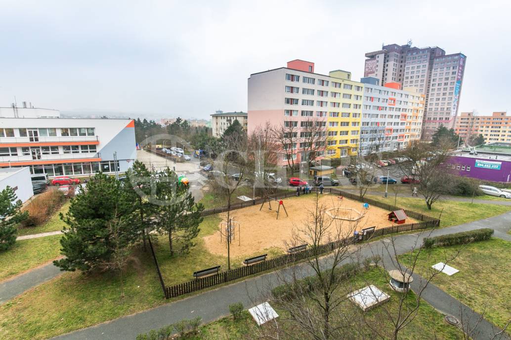 Prodej bytu 3+1 s lodžií, OV, 72m2, ul. Daškova 3072/6, Praha 12 - Modřany