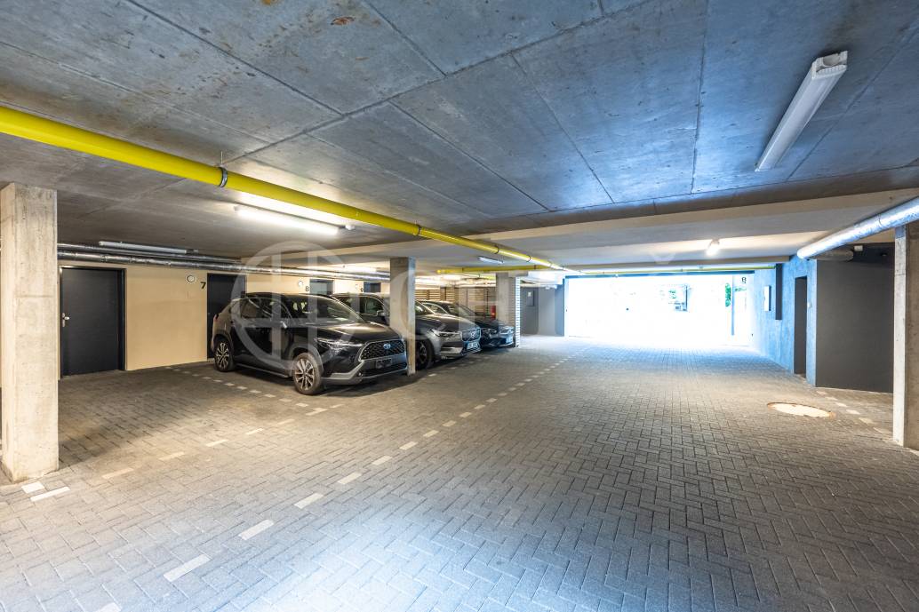 Prodej bytu 3+kk s předzahrádkou a třemi terasami, OV, 175 m2, ul. Butovická , Praha 5 - Jinonice