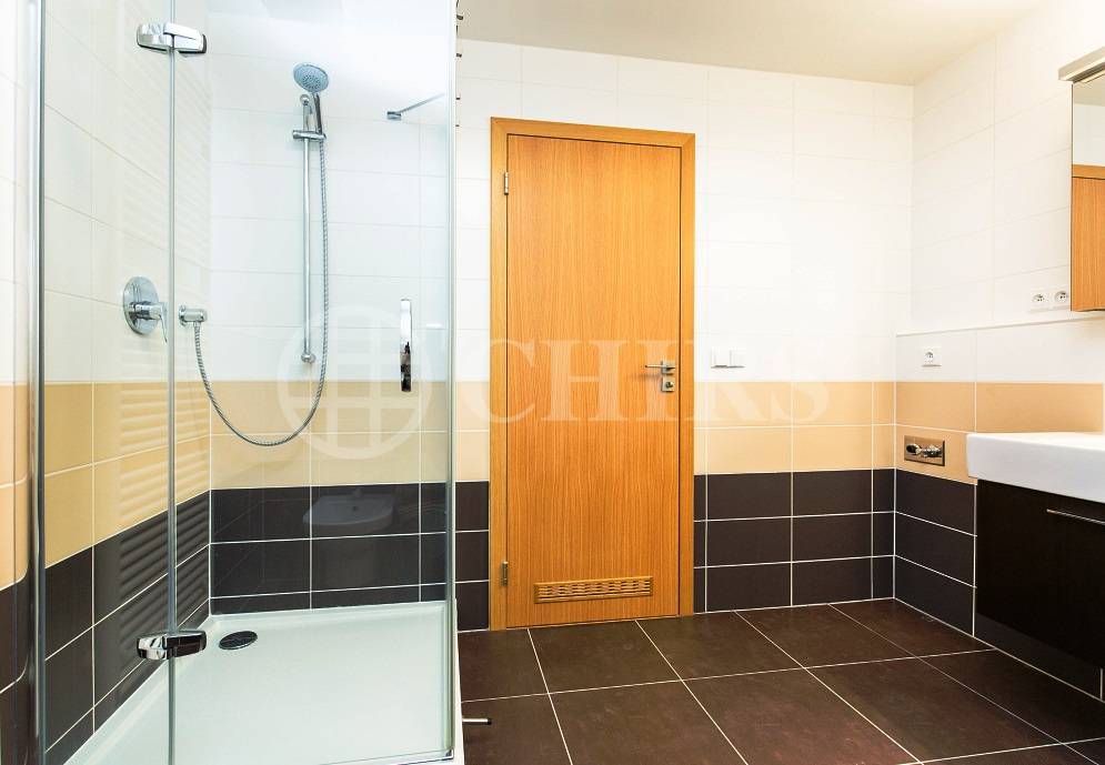 Pronájem bytu 3+kk, OV, 109m2, ul. V Zářezu 902/4, Praha 5 - Jinonice