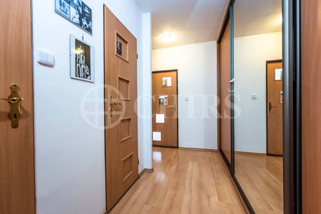 Prodej bytu 2+kk, OV, 43m2, ul. Bronzová 2018/17, Praha 5 - Stodůlky