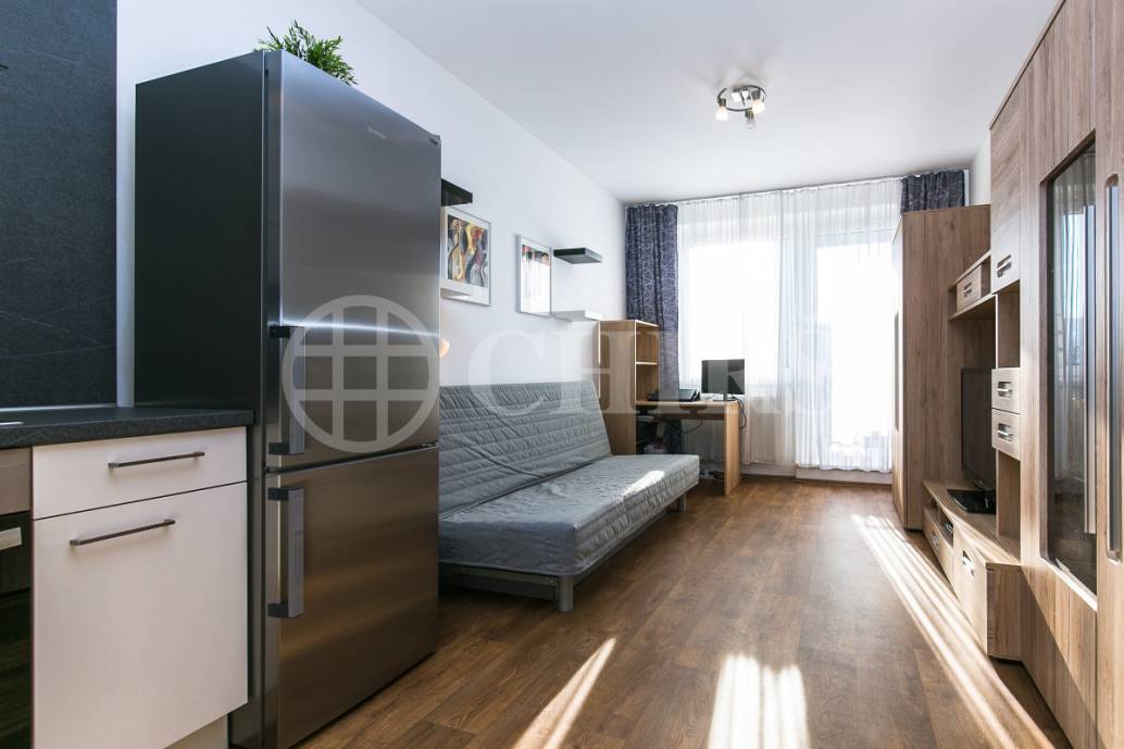 Prodej bytu 1+kk s balkonem, DV, 26m2, ul. Zakšínská 615/17, Praha 9 - Střížkov