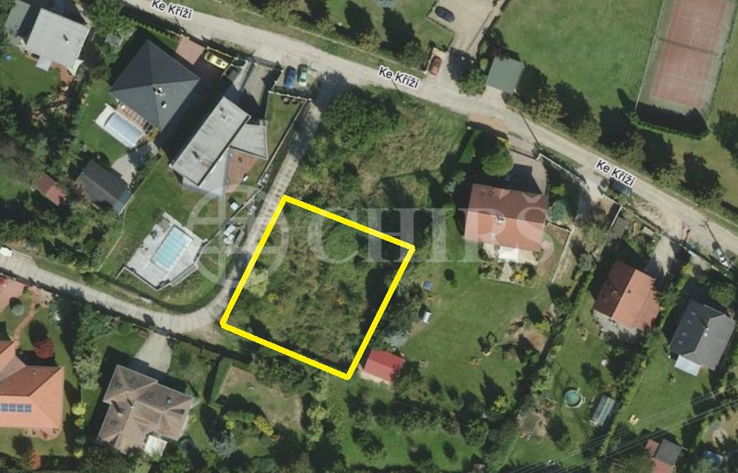 6 Prodej stavebního pozemku, 888m2, obec Statenice, Praha-západ