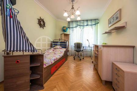 Prodej bytu 4+1 s lodžií, OV, 122m2, ul. Volutová 2520/10, Praha 5 - Hůrka