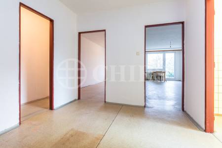 Prodej bytu 3+1 s lodžií ,DV, 120 m2, ul. Sartoriova 30/17, Praha 6 - Břevnov