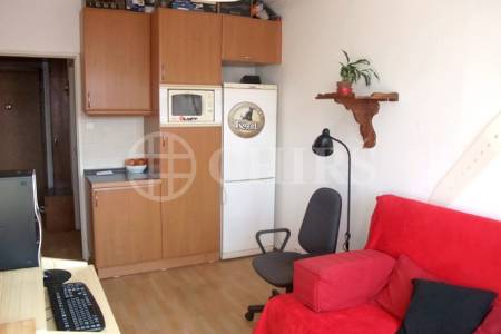 Prodej bytu 2+kk, OV, 41m2, ul. Makovského, Praha 17 - Řepy