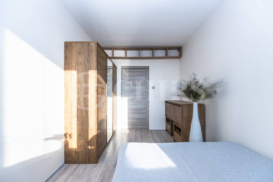 Pronájem bytu 2+kk, 39m², ul. Zálesí 1073/7, Praha 4 – Braník