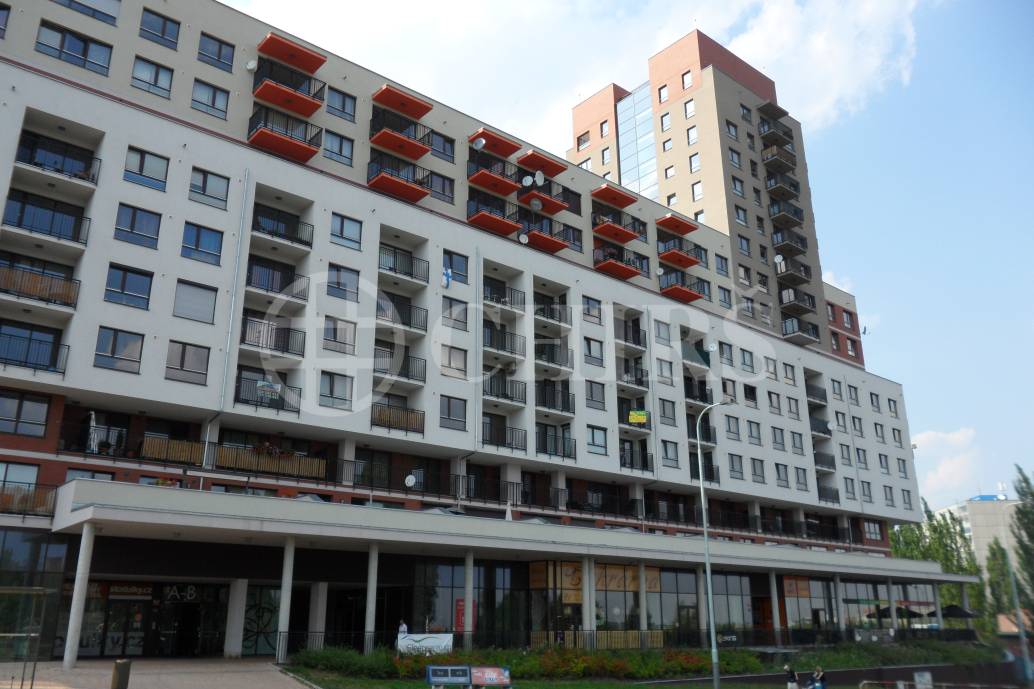 Prodej bytu 2+kk, OV, 57m2, ul. Jeremiášova 2722/2b, Praha 13 Stodůlky