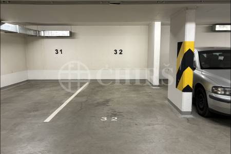 Pronájem garážového stání, OV, 16 m2, ul. Melodická 1418/15, Praha 13 - Stodůlky