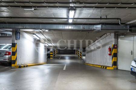 Prodej garážového stání se sklepem, OV, 15m2, ul. Petržílkova 2583/15, Praha 5 - Stodůlky