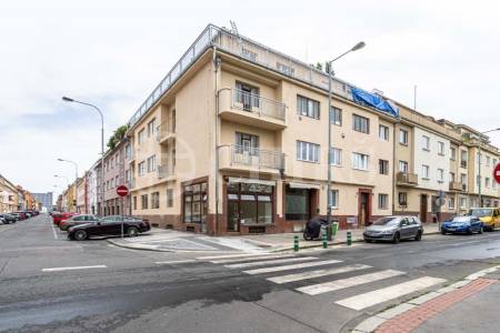 Prodej obchodního prostoru, OV, 127m2, ul. Za Strašnickou vozovnou 1343/6, Praha 10 - Strašnice