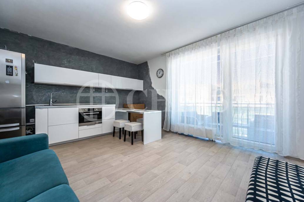 Pronájem bytu 2+kk s balkonem, OV, 45m2, ul. Žitná 1871, Hostivice, okr. Praha-západ