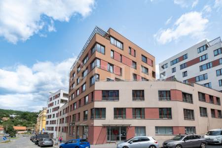 Prodej bytu 2+kk s lodžií a sklepem, OV, 60 m2, ul. Musílkova 1311/5b, Praha 5 - Košíře