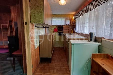 Prodej chaty 1+1, OV, 23m2, se zahradou 347m2, zah.kolonie Drsnice, Praha 6 - Sedlec