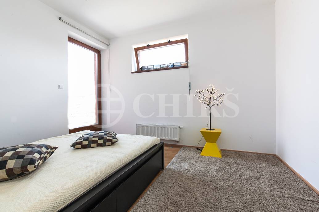 Prodej bytu 3+kk/T/GS, OV, 98m2, ul. Lanžhotská 475/4, Praha 5 - Zličín