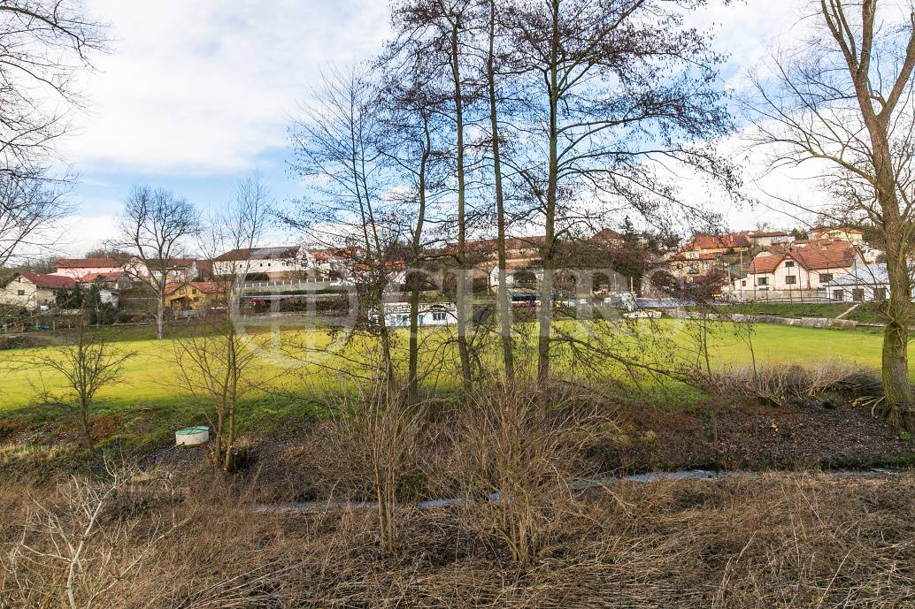 Prodej rodinného domu 4+kk, OV, 100m2, ul. Luční, Vodochody, Praha-východ