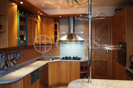 Prodej bytu 2+1, DV, 65m2, ul. Košířské náměstí 441/207, P-5 Košíře