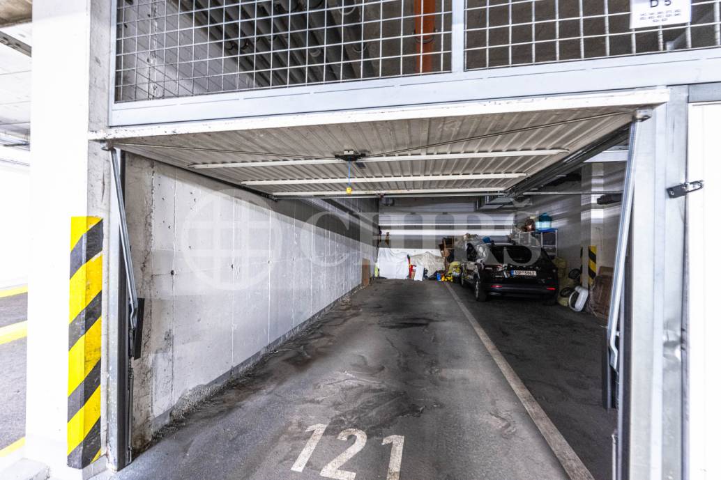 Pronájem bytu 4+kk, 111,2 m² s velkou terasou, lodžií a garáží, ul. Voskovcova 1130/26, Praha 5 - Barrandov