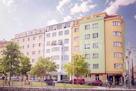 Prodej bytové jednotky 1+kk, OV, 29m2, ul.náměstí Dr. Václava Holého 1057/16, P-8 Libeň