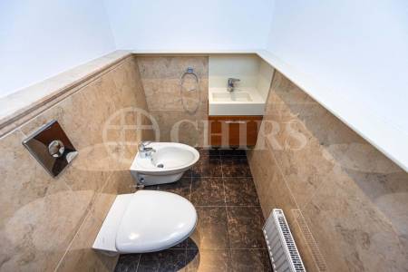 Prodej bytu 4+1 s balkonem, lodžií, sklepem a garážovými stáními, OV, 172m2, ul. Klausova 1361/13a, Praha 5 - Stodůlky