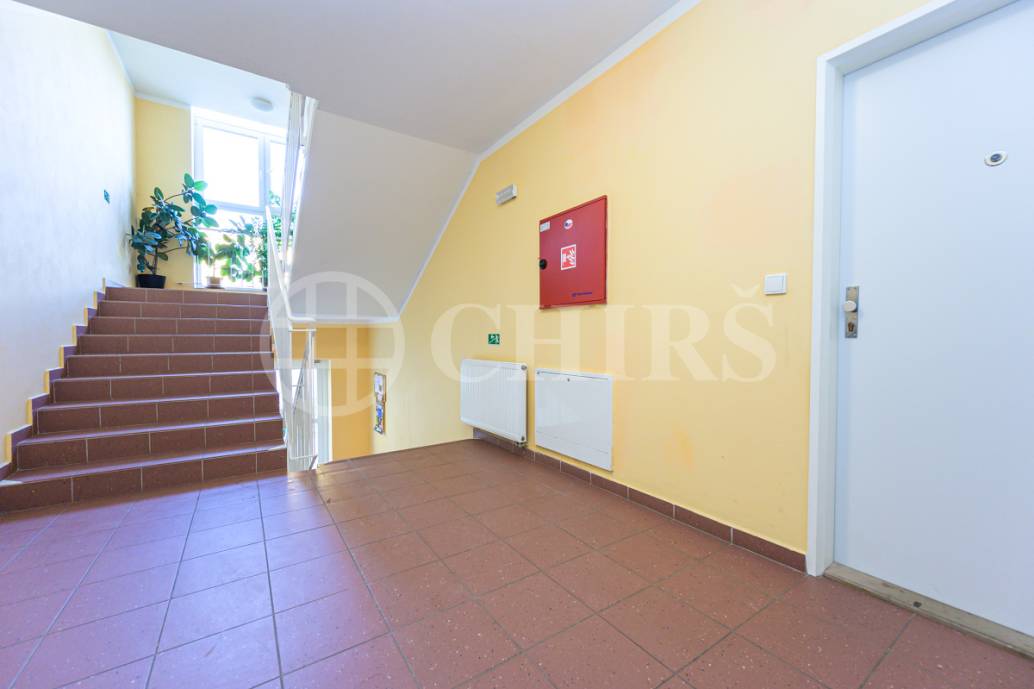 Prodej bytu 2+1, OV, 66m2, ul. Oranžová, Chrášťany, okr. Praha-západ
