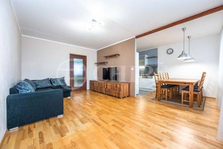 Prodej bytu 3+kk s lodžií, OV, 72m2, ul. Heranova 1545/8, Praha 5 - Stodůlky