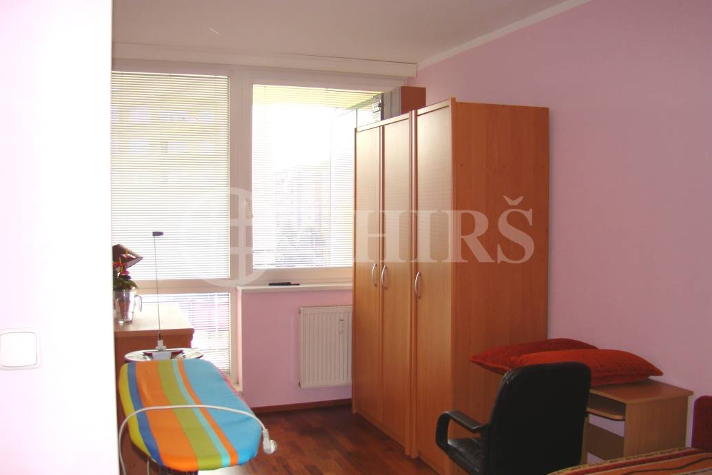Pronájem bytu 2+kk/B, OV, 52m2, ul. Voskovcova 1130/26, Praha 5 – Barrandov