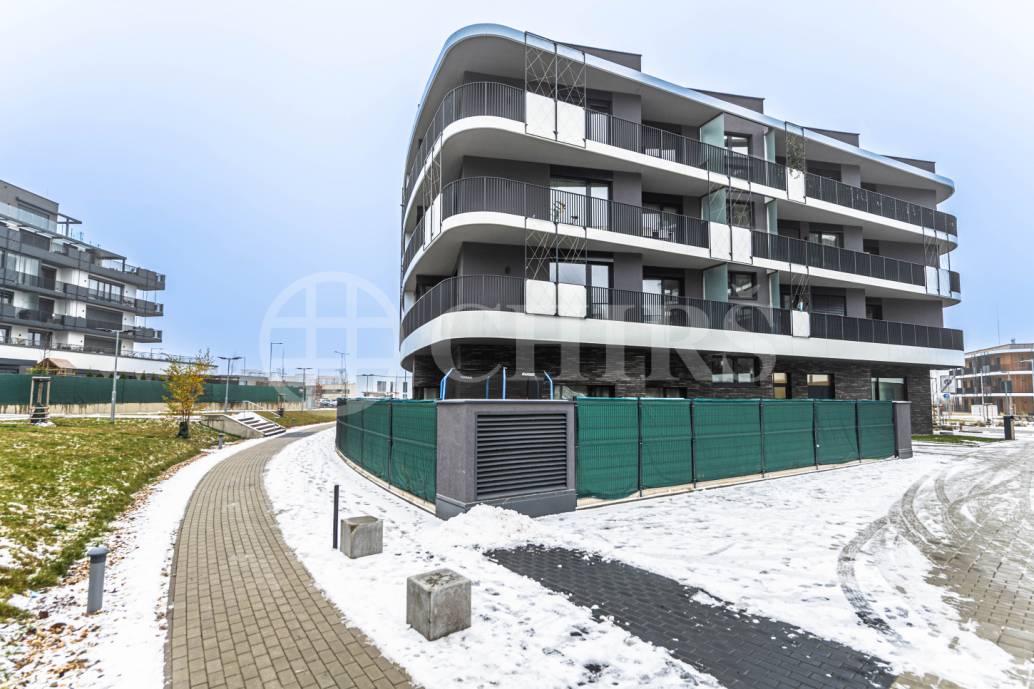 Prodej bytu 3+kk, 77m² s předzahrádkou, sklepem a garážovým stáním, OV, ul. Bělohlávkova 3158/6, Praha 5 - Stodůlky