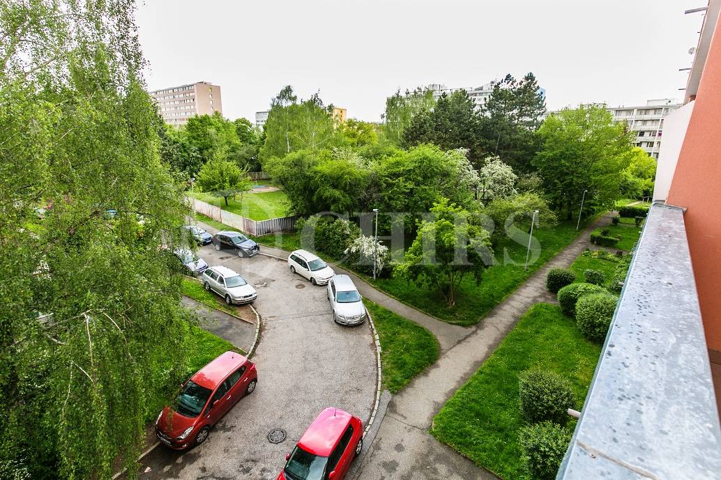 Prodej bytu 3+kk, DV, 61m2, ul. V Štíhlách 1252/5, Praha 4 - Krč