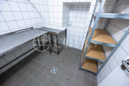 Pronájem restaurace, OV, 140m2, ul. Husovo nám., Hostivice