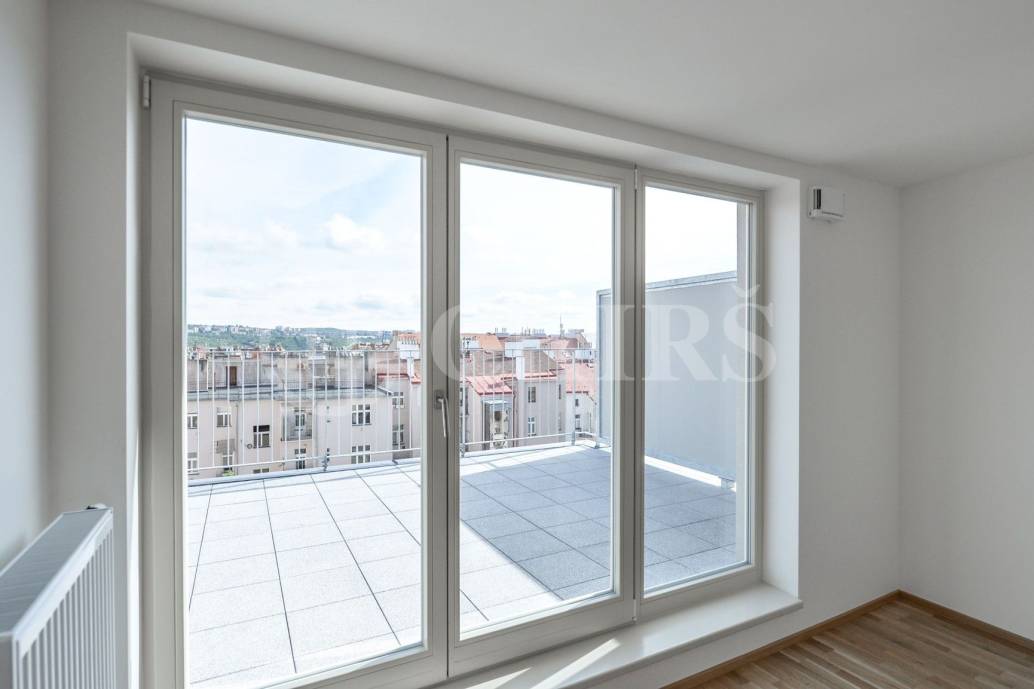 Prodej bytu 4+kk/B/T/G, OV, 161,2 m2, ul. Korunovační 570/18, Praha 7-Bubeneč