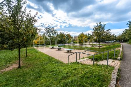 Prodej bytu 1+kk, DV, 29 m2, ul. Daškova 3086/26, Praha 4 - Modřany