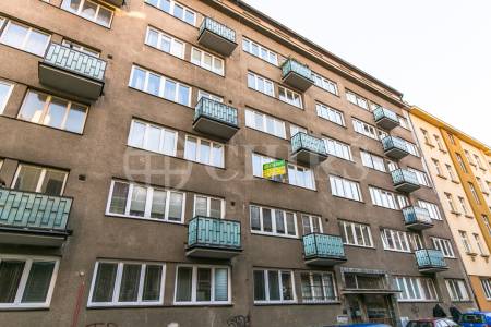 Prodej bytu 3+1, OV, 74m2, ul. Bulharská 1401/38, Praha 10 - Vršovice