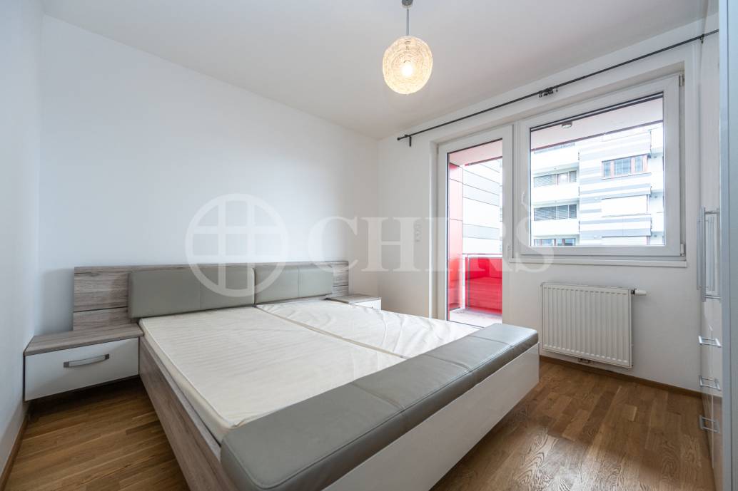 Pronájem bytu 3+kk se dvěma balkony, sklepem a garážovým stáním, OV, 81m2, ul. Pod Stolovou horou 984/5, Praha 5 – Jinonice